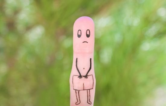 İktidarsızlık sorununu sembolik olarak anlatan üzgün yüz ifadeli parmak çizimi.